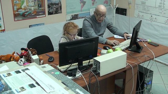 Школа Английского Языка в Пушкино _ Качественное образование в России – Маленькие - Пишем