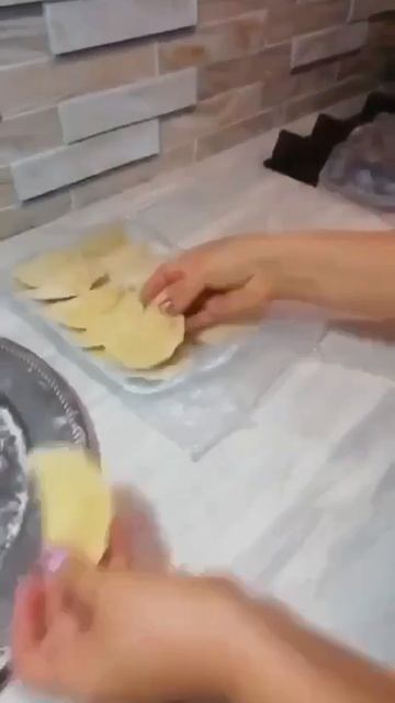 How to freeze dumplings