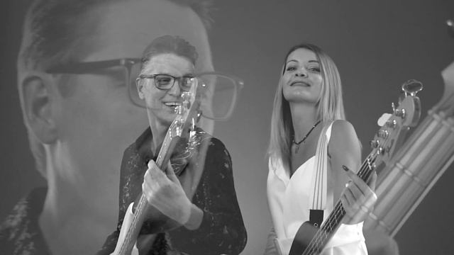 Новый клип Андрея Соловьянова "Хали-Гали". Посмотрите обязательно, вам понравиться.