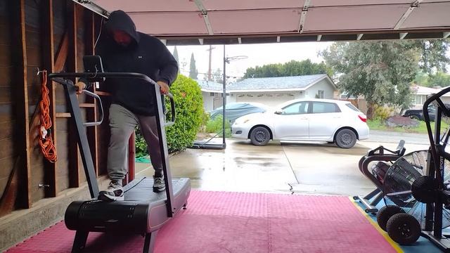 The Most Affordable Curved Treadmill | Signature Fitness SF-S2 Sprint Demon Curved Treadmill Review