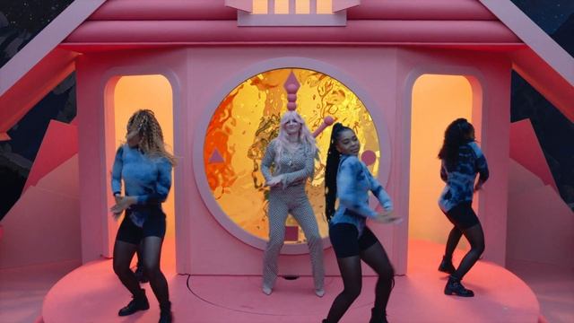 Clean-Bandit-and-Mabel-Tick-Tock