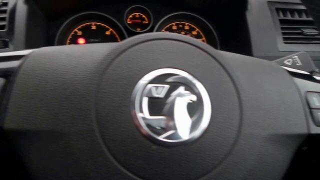 FP13FFL - Vauxhall Zafira 1.7 CDTI Ecoflex Nav MPV in Red