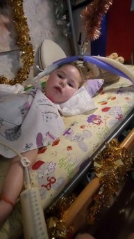 доброе утро, дня друзья, ну а мы кашку кушаем и продолжаем вещи собирать 😌💪👸🙂#евасма1 #папасаш