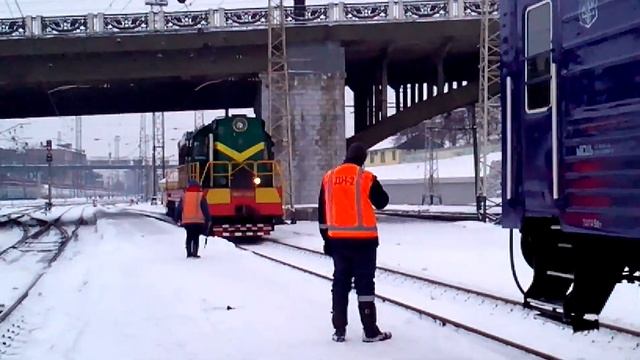 выцепка вагона" чмэ3э-6833 от поезда 132 жмеринка-лисичанск ст. Харьков