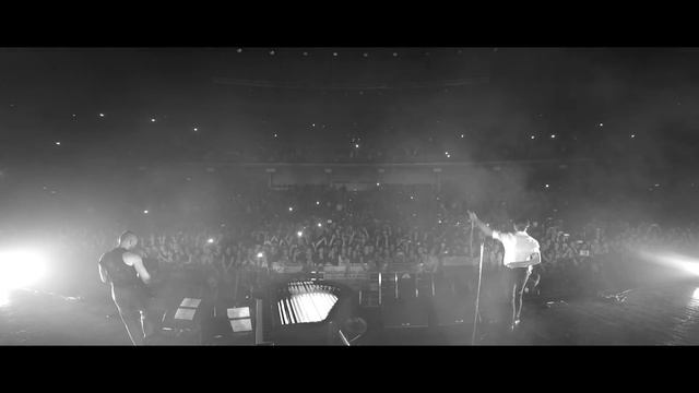 Hurts - Nothing Will Be Bigger Than Us (Live  Surrender Tour 2016)