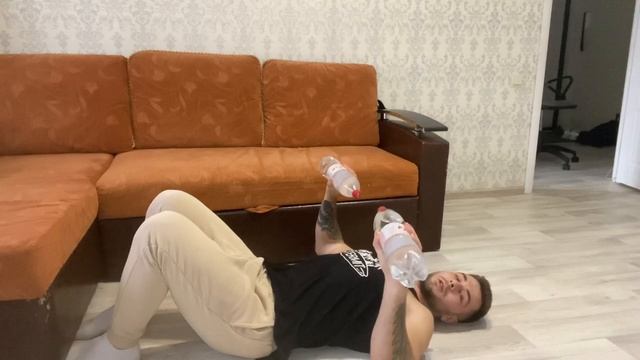 Жим гант лёжа