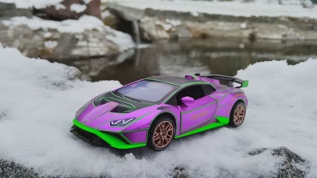 Непонятная модель, Lamborghini Centenario в масштабе 1:24