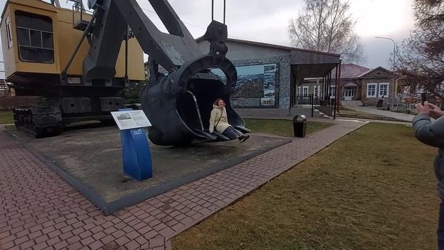++   Кузбасс, одноковшовый карьерный экскаватор .....