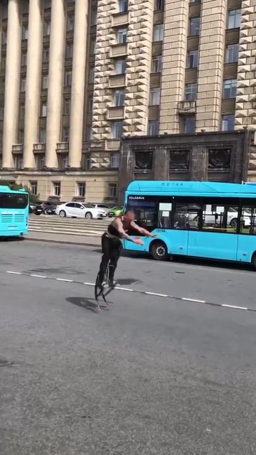 Где-то у метро Московская в Санкт-Петнрбурге август 2023