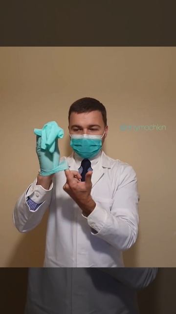 Як правильно знімати рукавички та маску