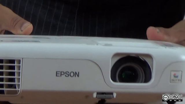 Connecting a Projector to a PCv2