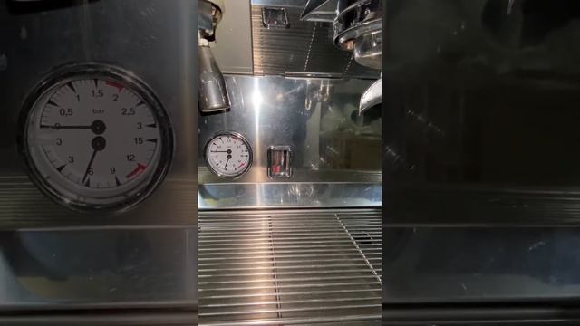 Nuova Simonelli Appia II V 2 Group - Automatic Fill Steam Boiler Error (Repair Mainboard) #jambi