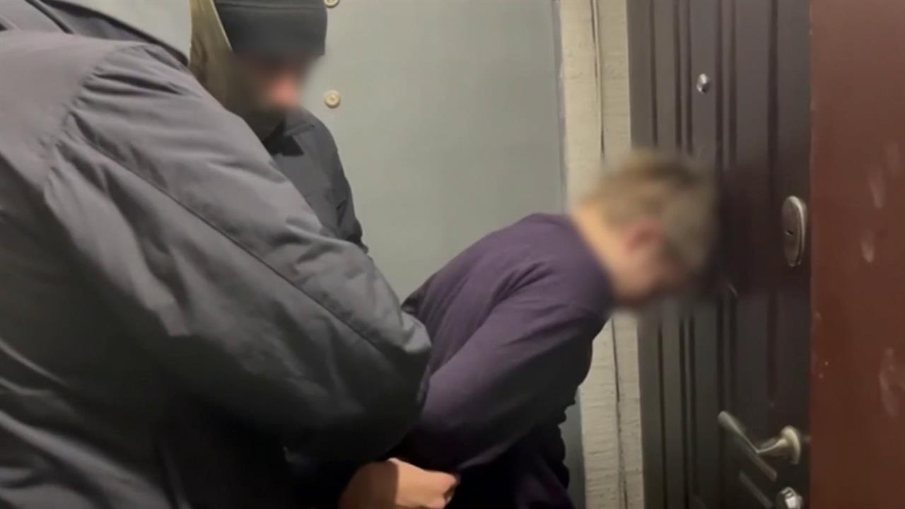 Сотрудники ФСБ задержали в Мариуполе подозреваемого в шпионаже