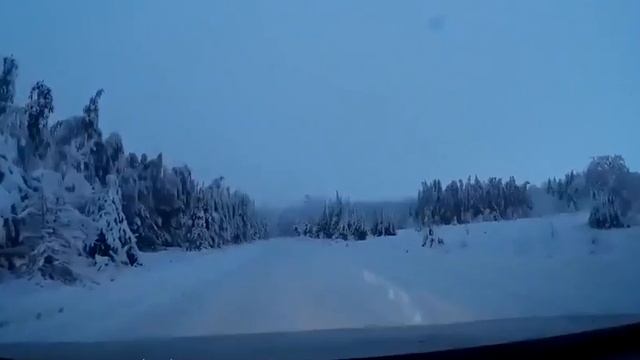 Снег кружится. Нежный голос наших воспоминаний! А какая Ваша любимая песня про з