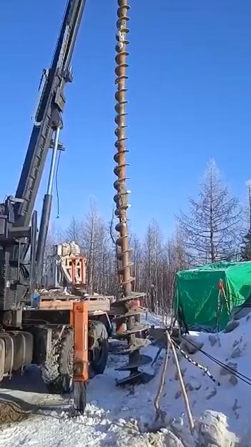 Бурение лидерной скважины через сплошной мерзляк 🥶 Услуги бурения тел. +7 (985) 185-77-77