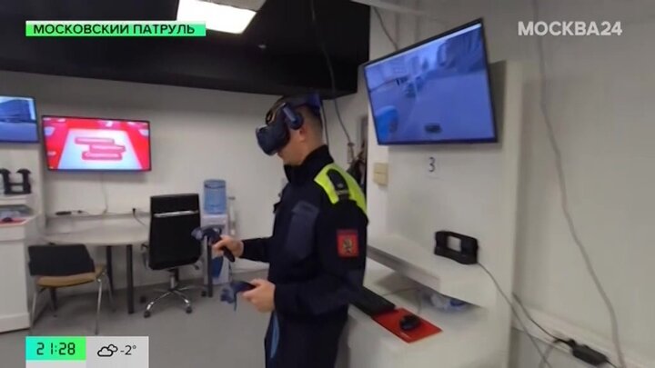 "Московский патруль": сотрудники МАДИ обучаются VR-очков
