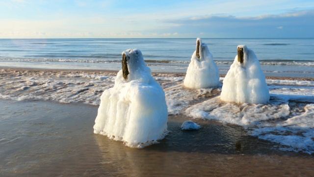 6758400-uhd_3832_2156_30fps