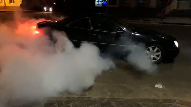 Мерседес cl500 валит