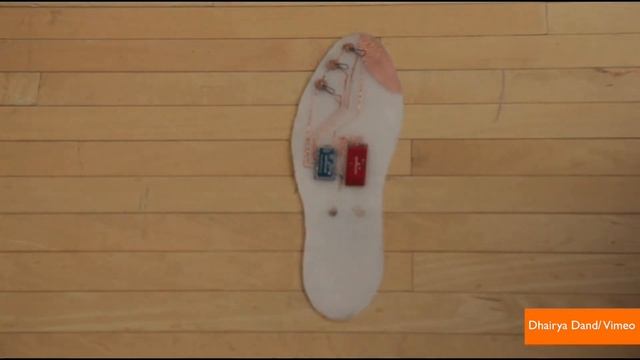 Toe-Tickling Shoes Help You Find Your Way