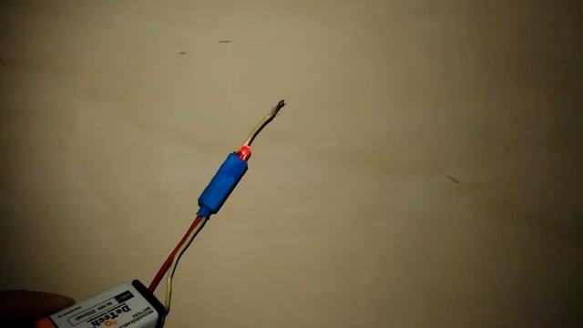 Как сделать очень простой искатель скрытой проводки.