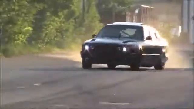 Дрифт на BMW E34.