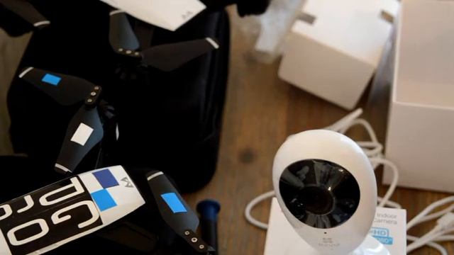 EZVIZ INDOOR CAMERA 1080P