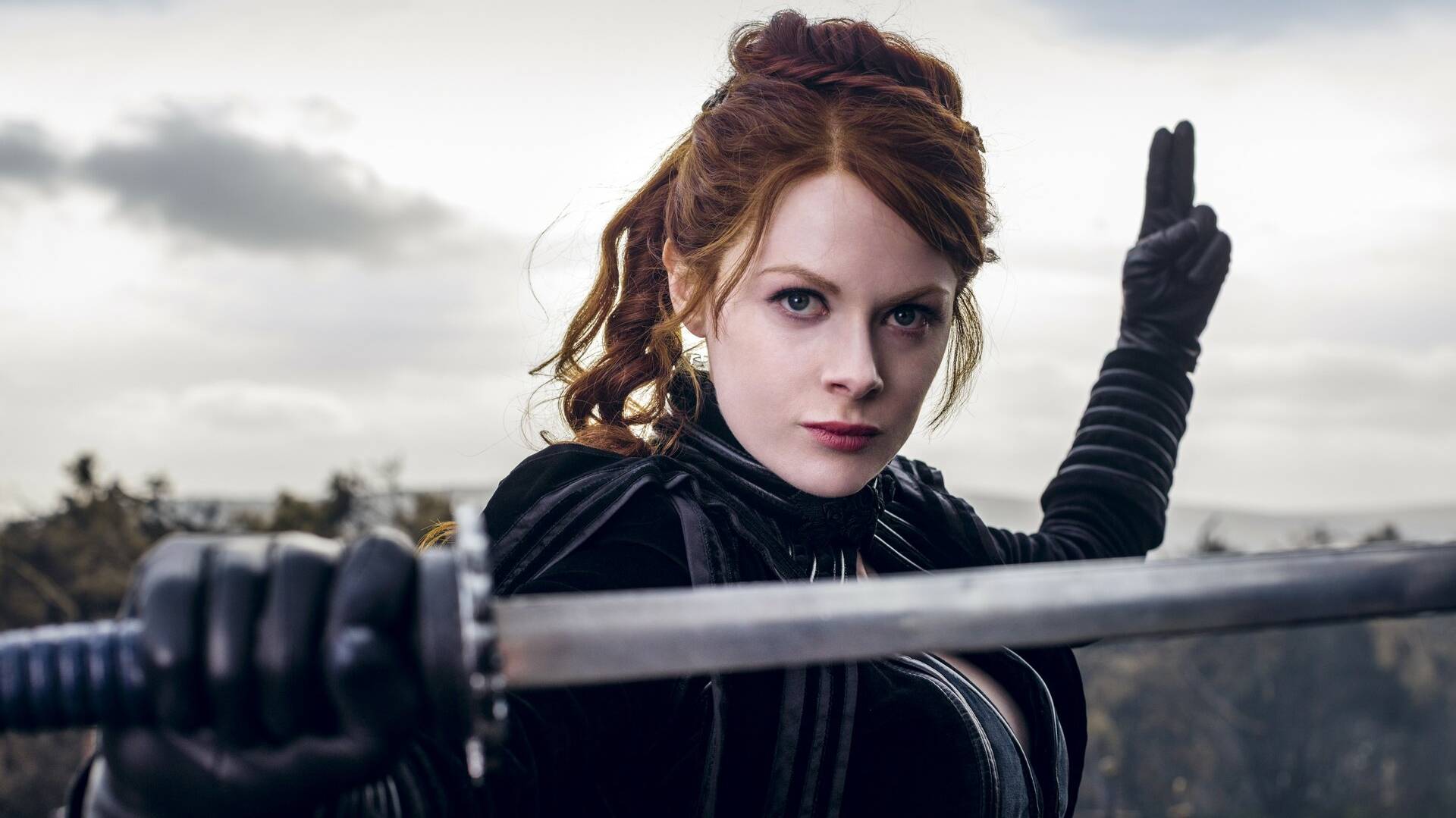 Вдова (Эмили Бичем) - В пустыне смерти ( Сезон 3)