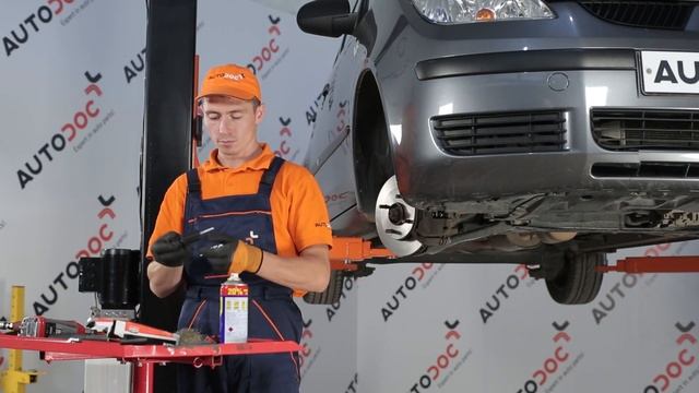 Vodič: Kako zamenjati Prednji stabilizator na MITSUBISHI COLT Z30