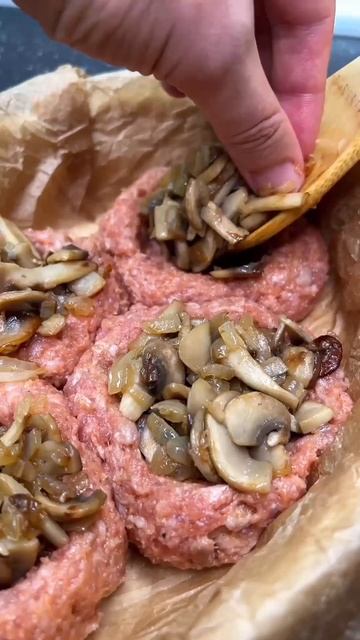 Мясные гнёзда с грибной начинкой