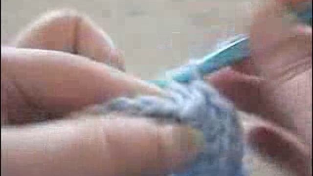 Crochet Seed Stitch Flower Granny Square - Part 2[1]