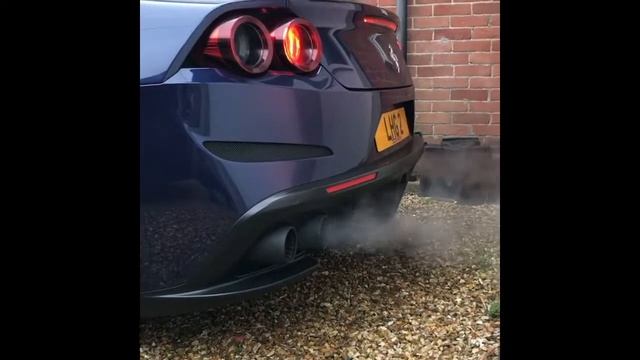 Ferrari GTC4 Lusso T cold start exhaust