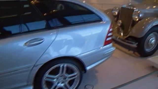 Mercedes C32 AMG Medicel Car