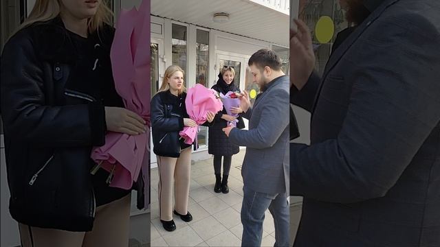 Сегодня забрали внучку из роддома♥️.mp4