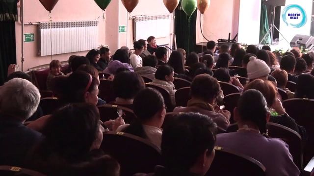 Бэрдьигэстээх көхтөөх дьиэ кэргэнэ Лю-Фалар