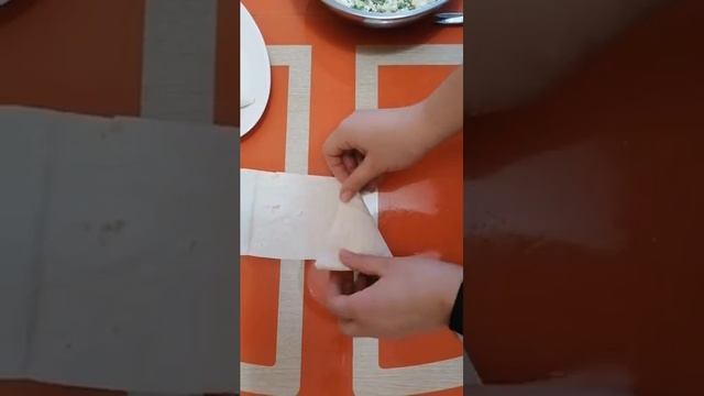 Треугольники из лаваша с творогом и зеленью пошаговый рецепт