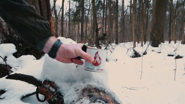 СПАС ОГОНЬ. Горит после погружения в воду.