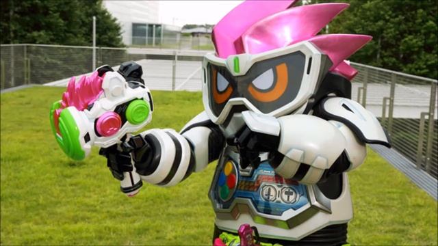 Kamen Rider Ex-aid Episode One Review