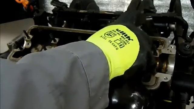 Come pestello Hydro in una VW Polo 6N1 sostituito il motore. (ITALIANO)