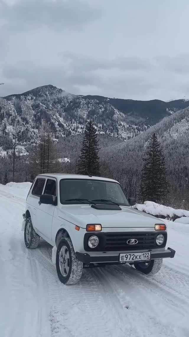 Покатались, прогулялись по дороге к Мультинским озерам🤪.