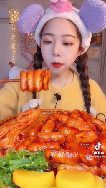 ASMR KING CRAB + SPICY SEAFOOD SAUCE (EATING SOUNDS) NO TALKING | SAS-ASMR #Shorts