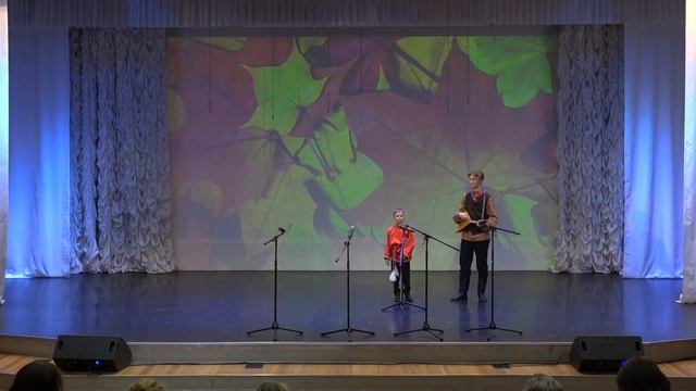 Касько Макар (8 лет) "Раз, два, три, четыре-я жениться хочу
концертмейстер - Касько Д.А.