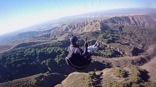 Paragliding at Cenes de la Vega, Spain (South start)