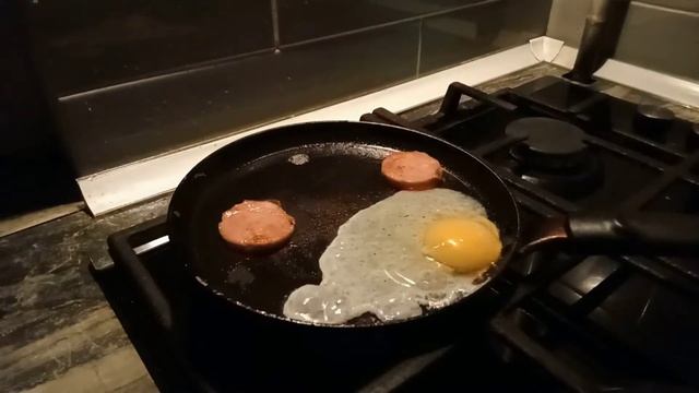 Яичница на Масле за 40 Секунд