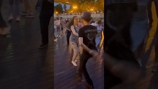Salsa in Moscow. Vadim Supsun & Lady. TIMBALIVE, Nesty - Amor de Locos #dance