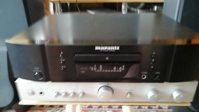 Marantz CD5004 Видео работы к моему объявлению на сайте Авито.