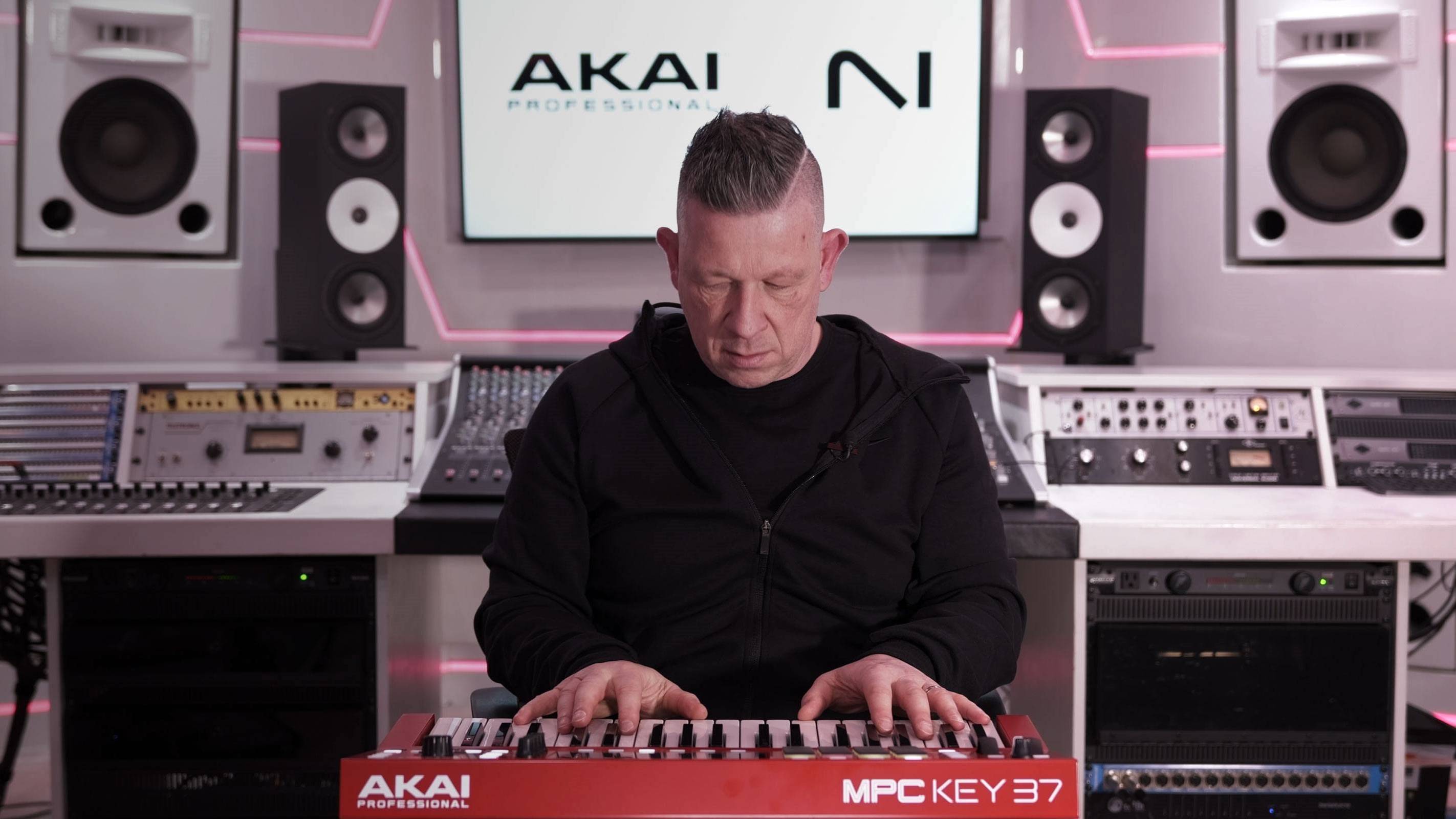 AKAI MPC with Native Instruments Integration Overview