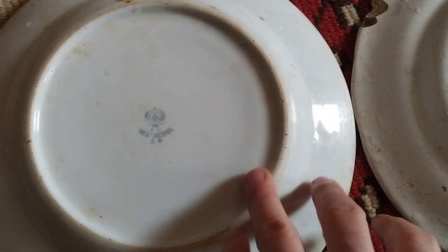 Имперские тарелки лежали на виду!