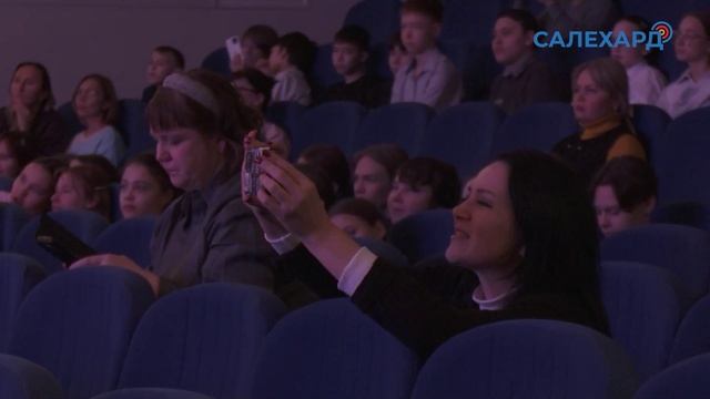 В торжественной обстановке