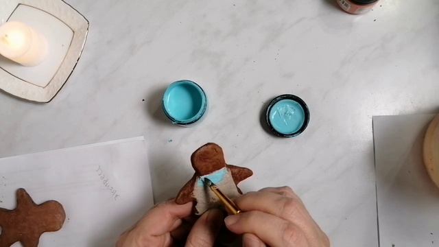 Раскрашиваем Пряничных Человечков. Урок 2