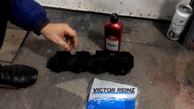Замена прокладки клапанной крышки Ланос, Авео, Нексия 1.5 на VICTOR REINZ  / АВТОФАКТОР